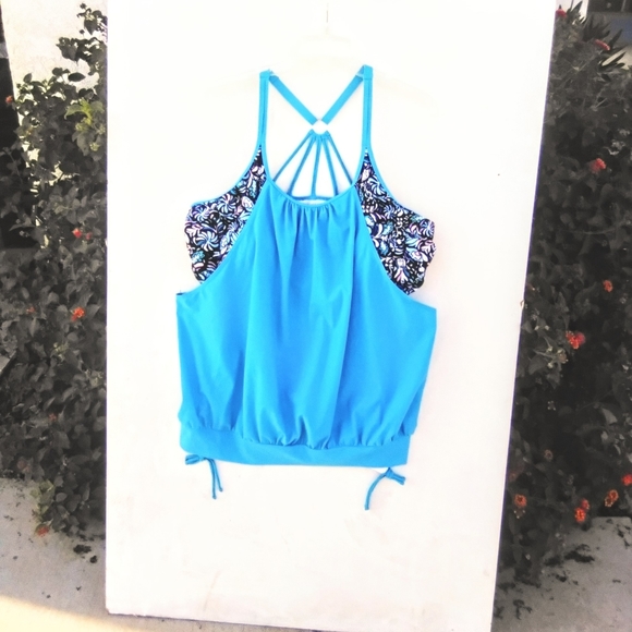 Nwt plus size flowy bathing suit top - Picture 7 of 9